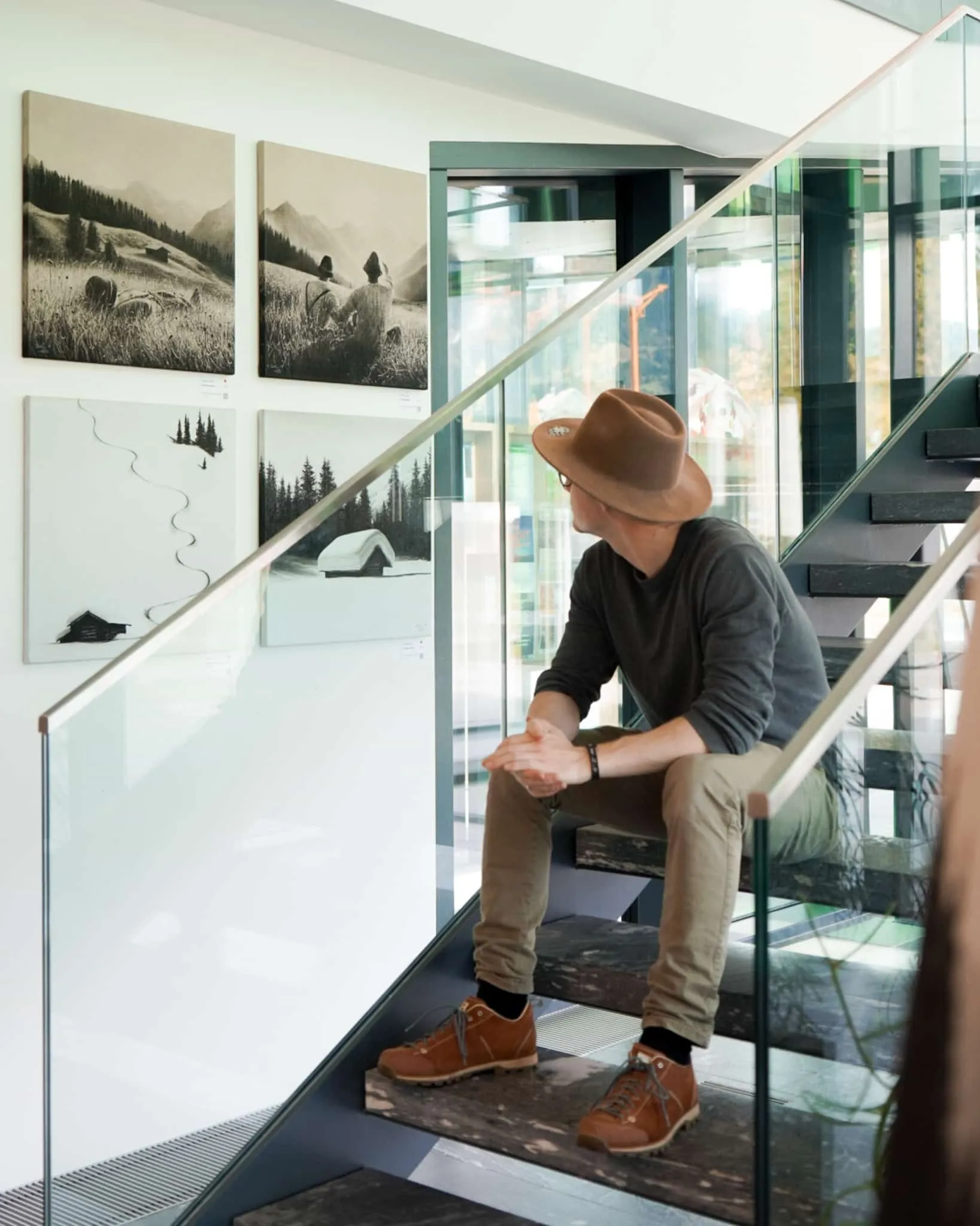 Ausstellung zeitlos im Foyer des Gemeindeamts Breitenwang