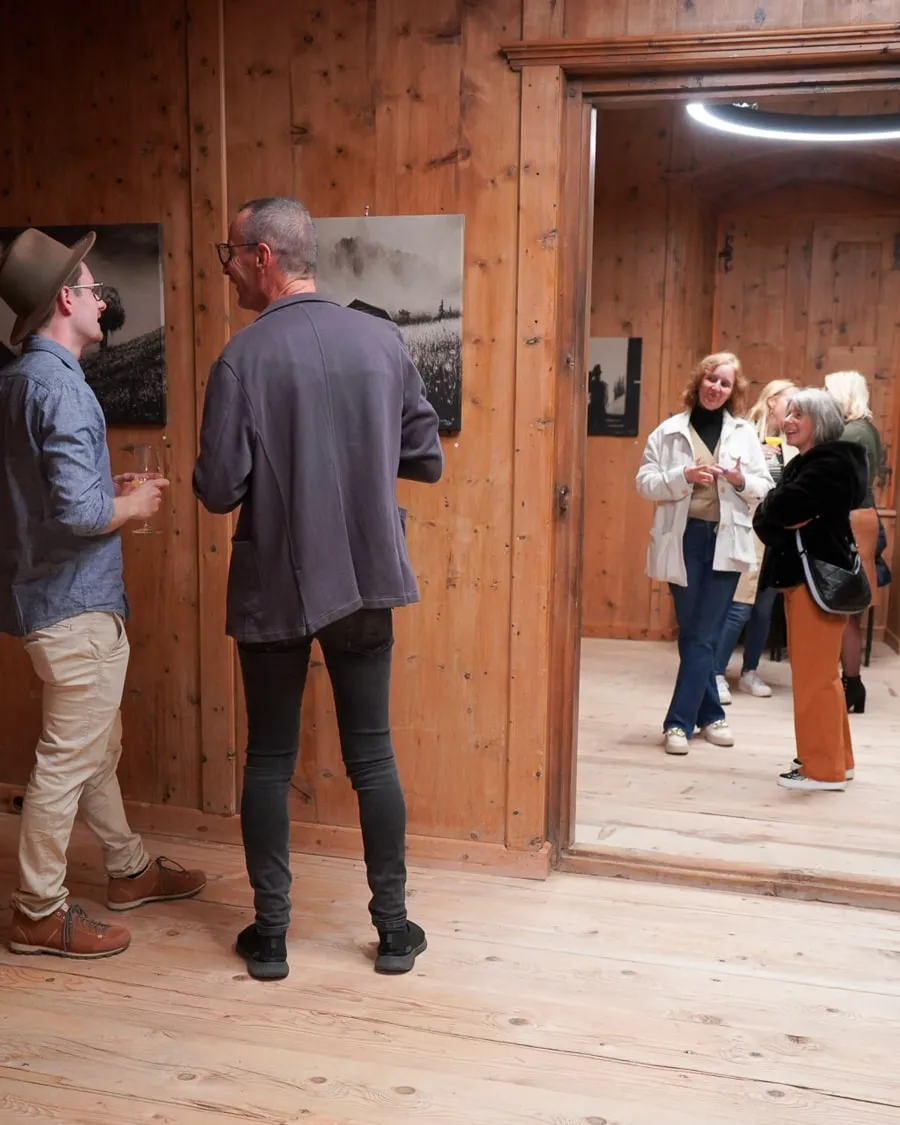 Werke der Ausstellung drinnen & draußen im Pfleghaus Anras