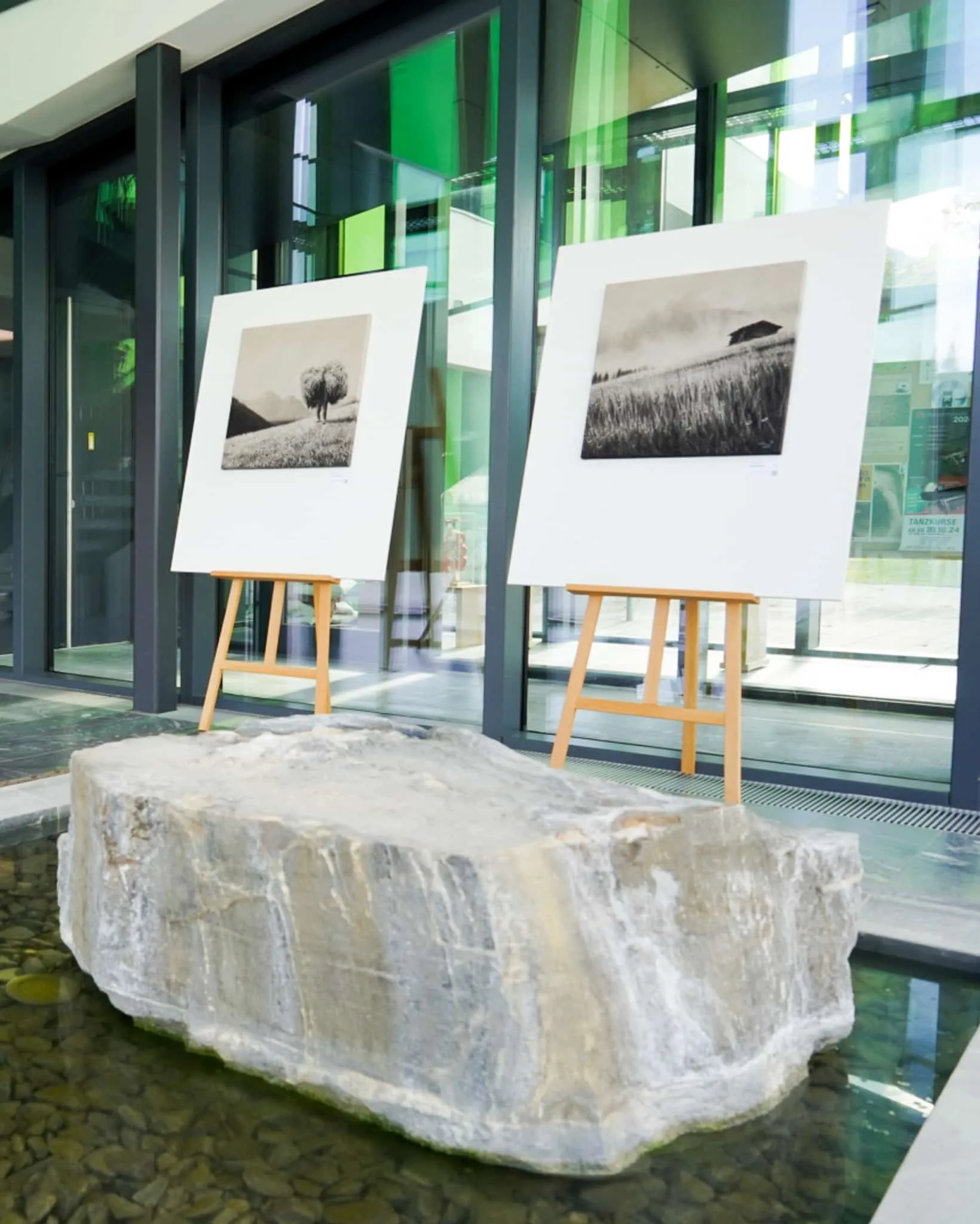 Bilder der Ausstellung zeitlos