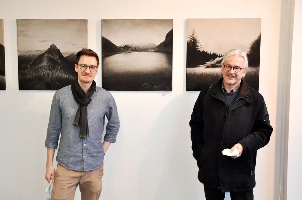 Galerieraum mit Werken